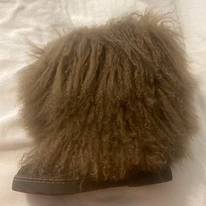 Bearpaw brown boots.